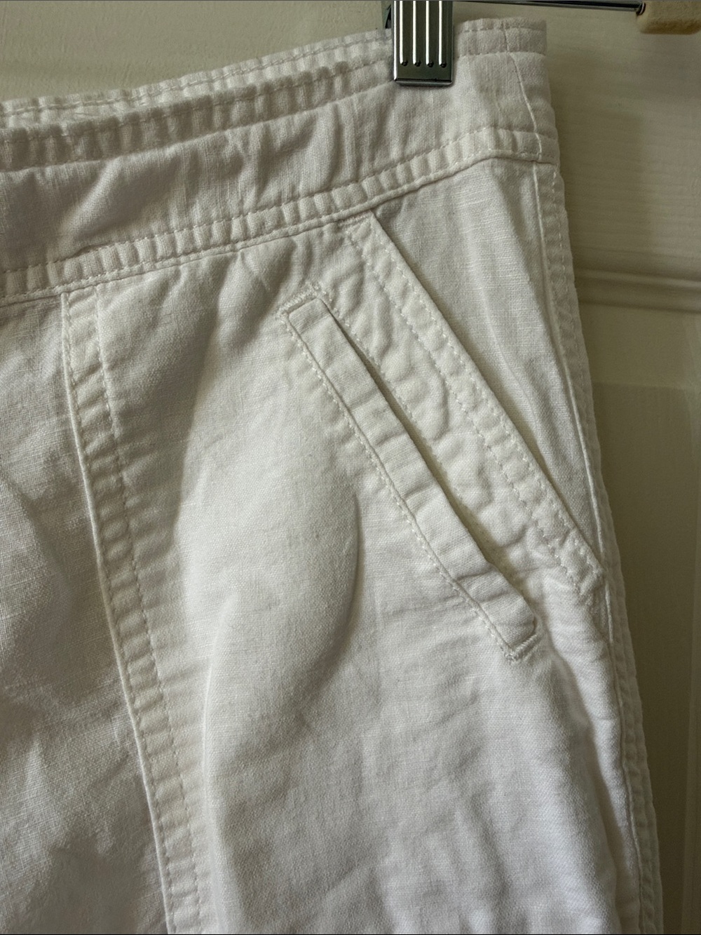 Banana Republic White Drawstring Linen-Blend Joggers - Picture 3 of 8